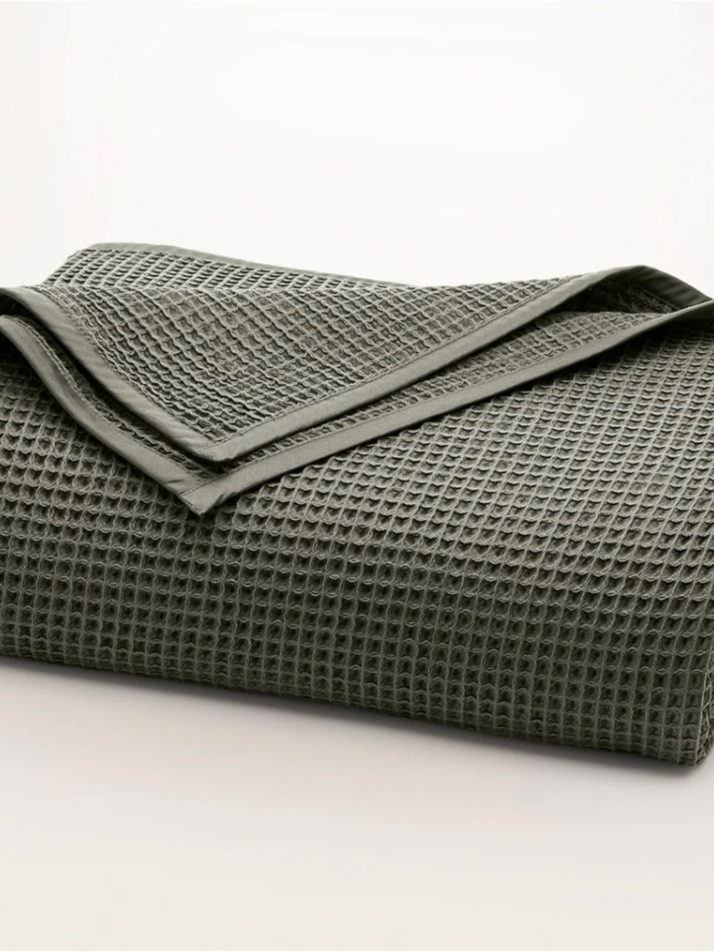 Boll & Branch 100% cotton waffle knit king size blanket .. JUNIPER GREEN